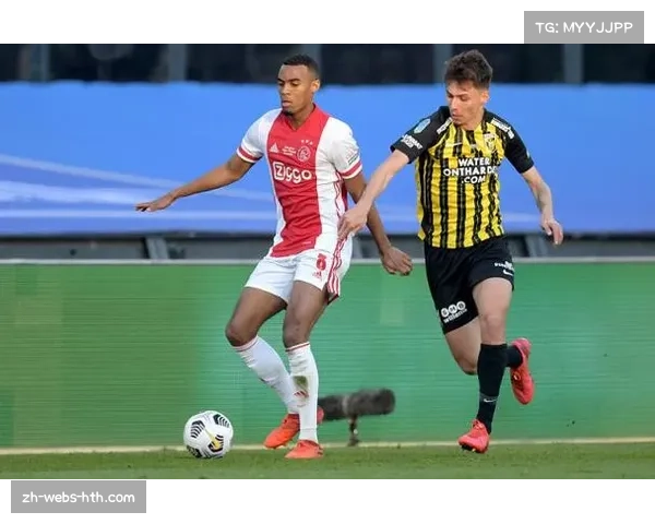 荷兰中场斯劳滕赛季报销 科曼需调整后腰位置人员配置